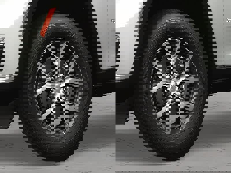 New 2025 Jeep Grand Cherokee L Limited image 11