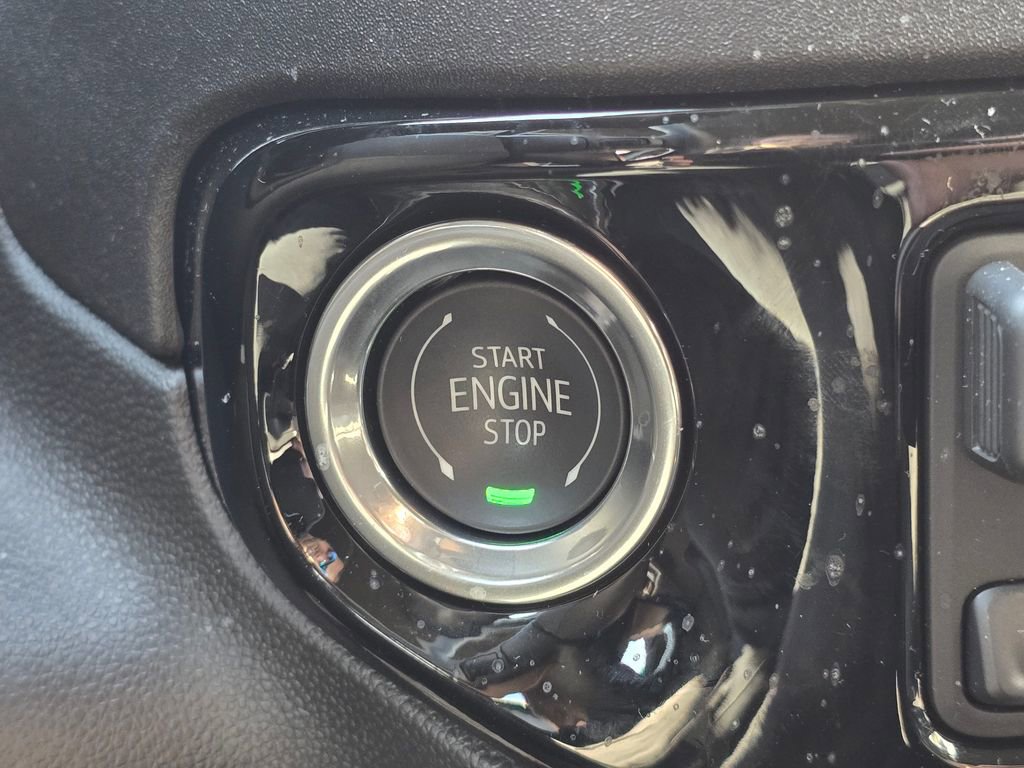 Used 2026 GMC Sierra 1500 Elevation image 65