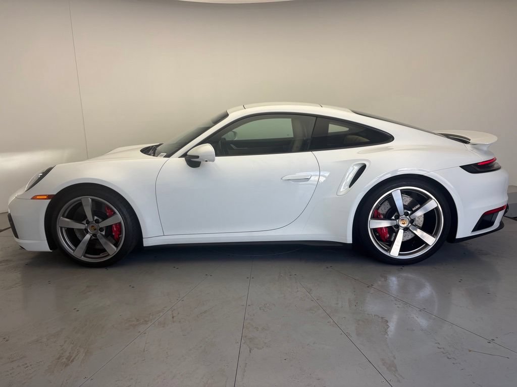 Certified 2024 Porsche 911 Turbo AWD/4WD image 3