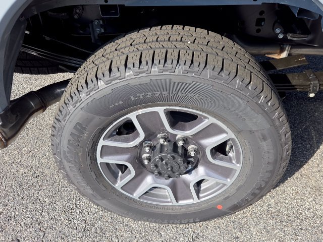 New 2027 Ford F350 Lariat RWD image 9
