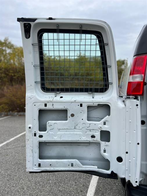 Used 2018 Chevrolet Express 2500 image 30