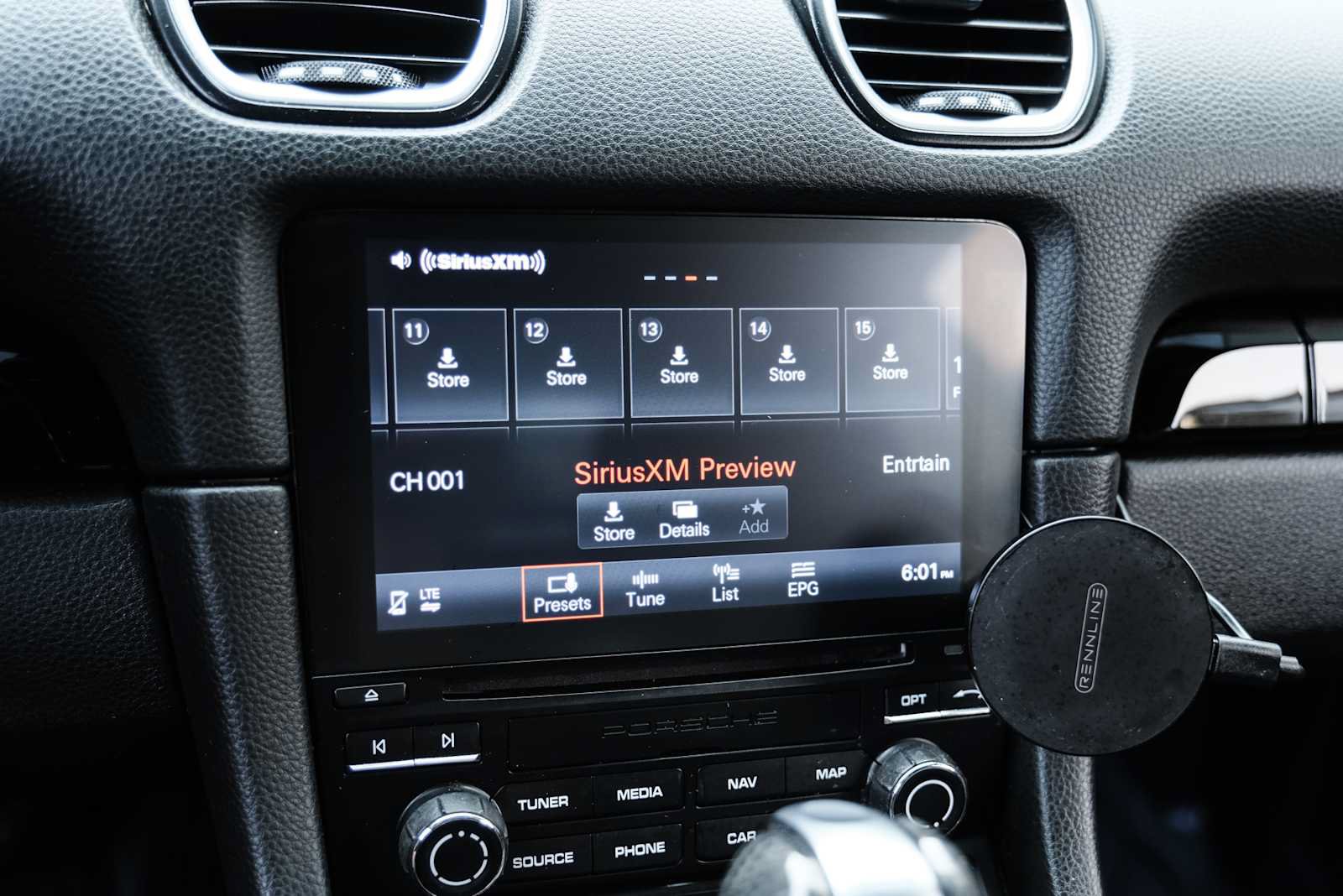 Used 2019 Porsche 718 Cayman RWD image 36