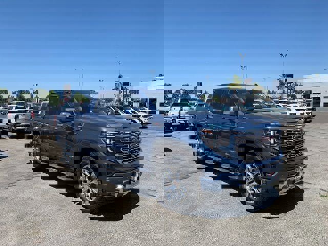 New 2025 GMC Sierra 1500 Denali image 4