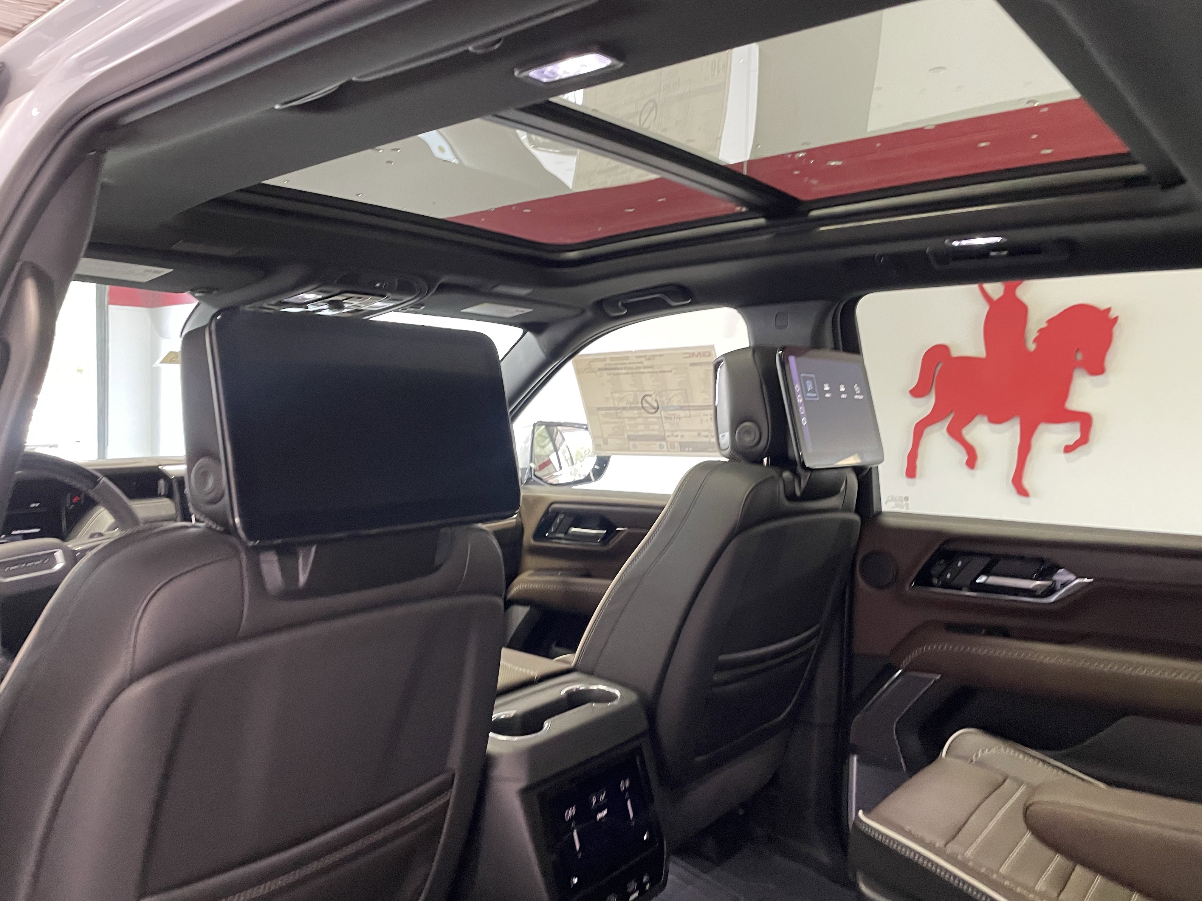 New 2026 GMC Yukon XL Denali Ultimate w/ LPO, Floor Liner Package image 14