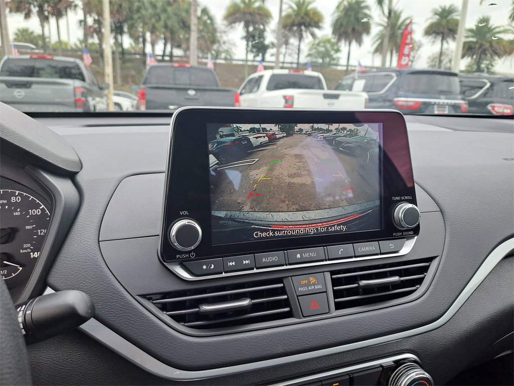 Used 2025 Nissan Altima 2.5 S image 22