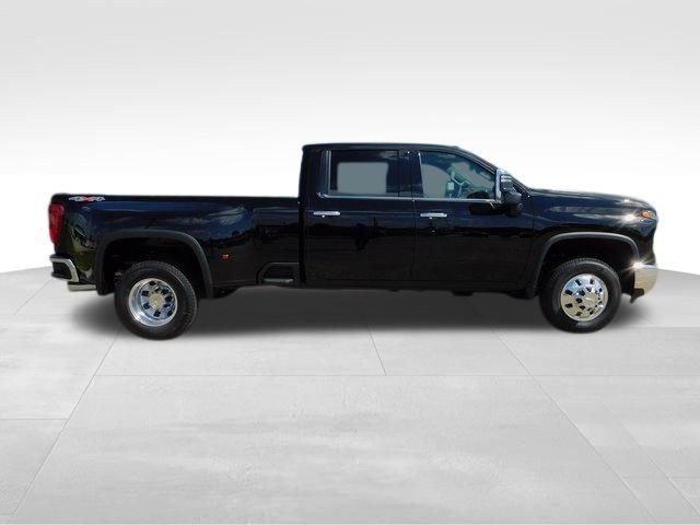 New 2026 Chevrolet Silverado 3500 LTZ w/ LTZ Plus Package image 10