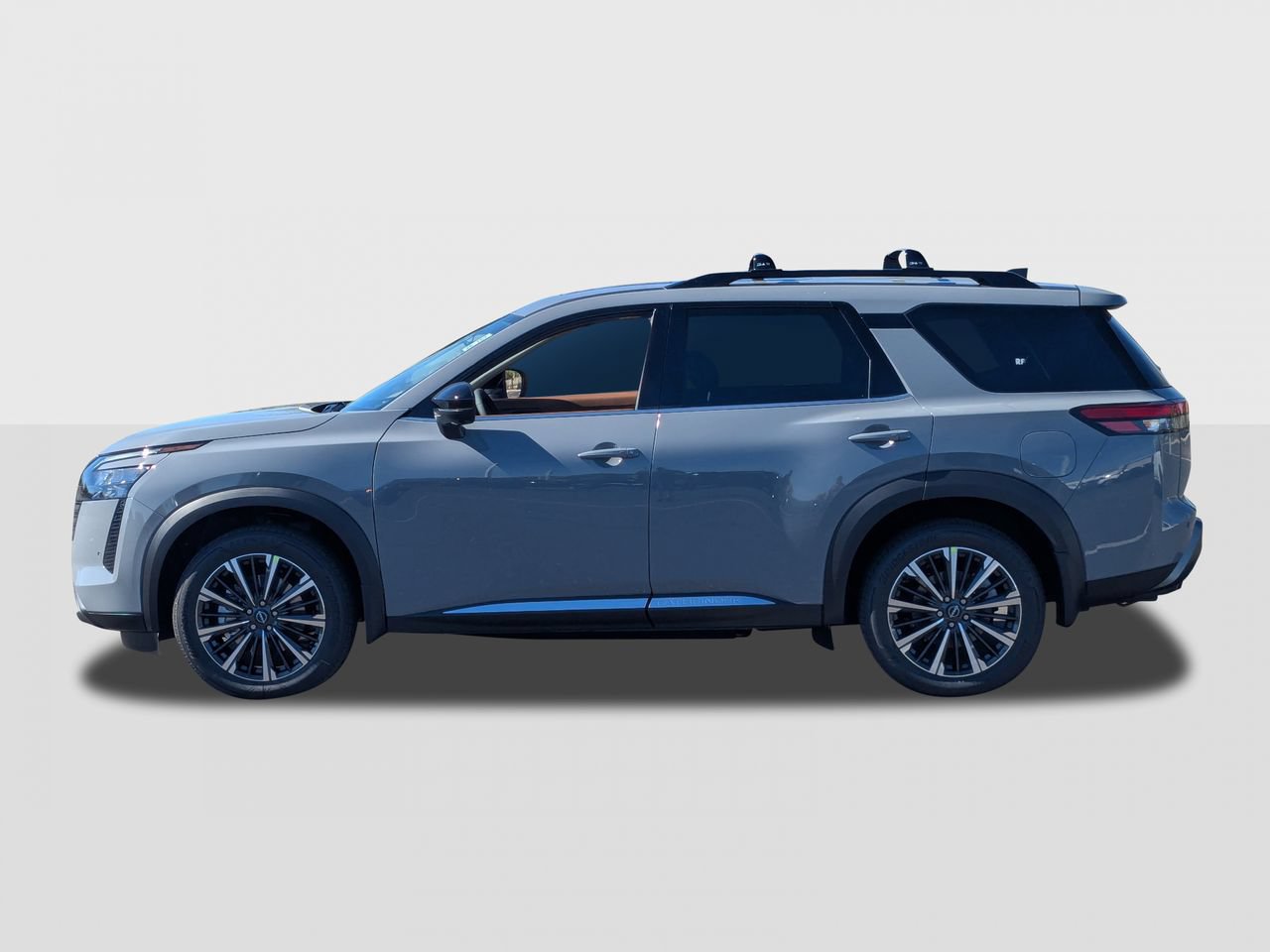 New 2026 Nissan Pathfinder Platinum w/ Cargo Package FWD image 2