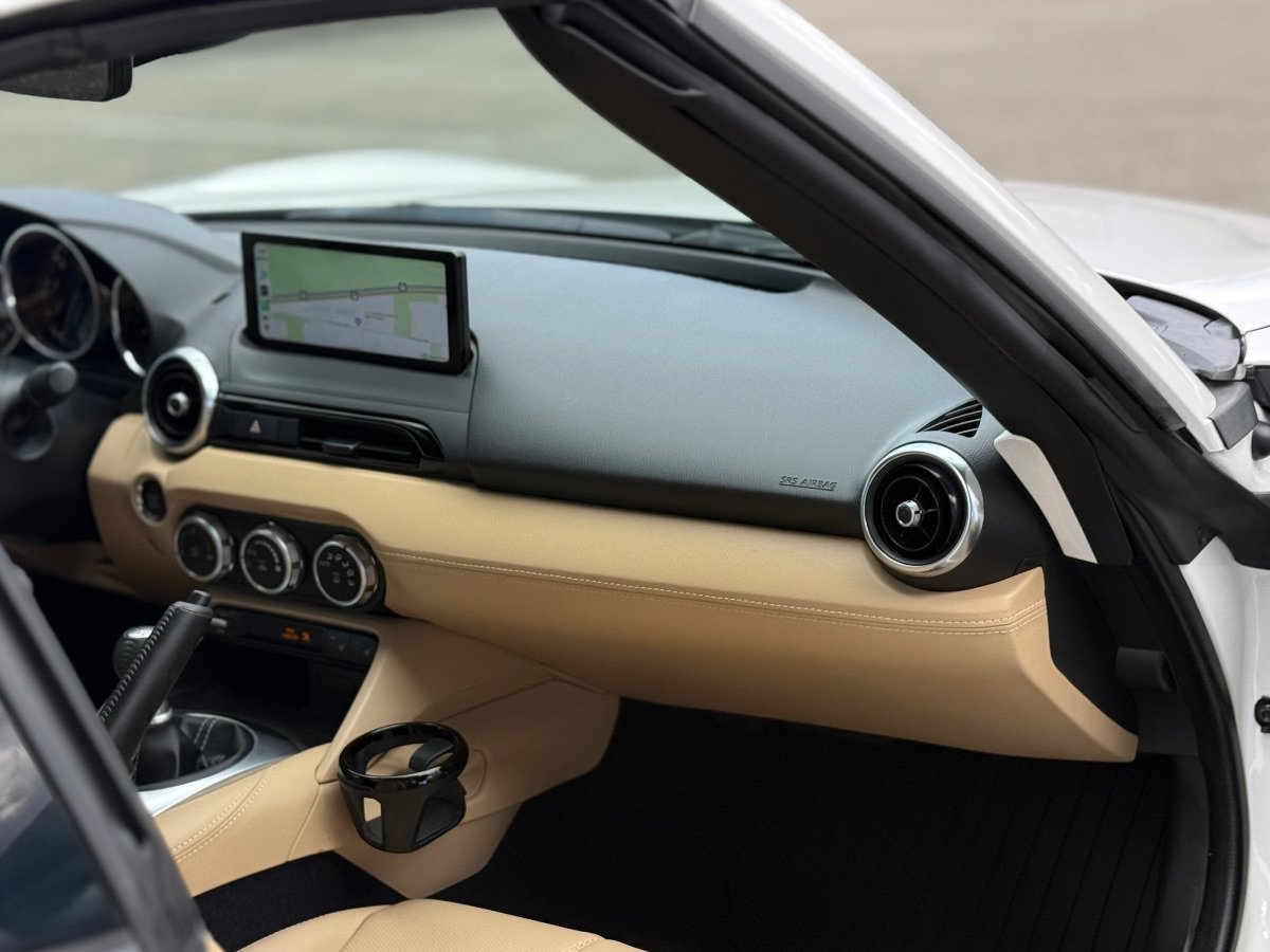 Used 2025 MAZDA MX-5 Miata RF Grand Touring RWD image 22