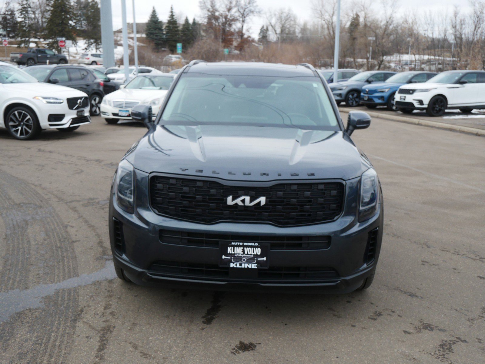 Used 2022 Kia Telluride EX w/ EX Premium Package image 2