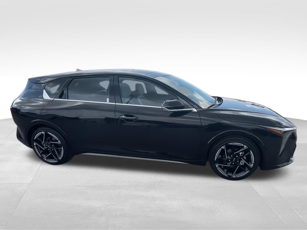New 2026 Kia K4 GT-Line w/ GT-Line Premium Package FWD image 9