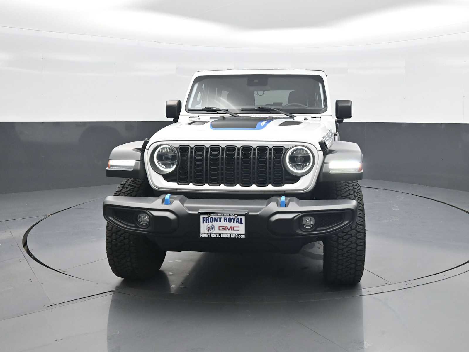 Used 2024 Jeep Wrangler Unlimited Rubicon 4xe AWD/4WD image 3
