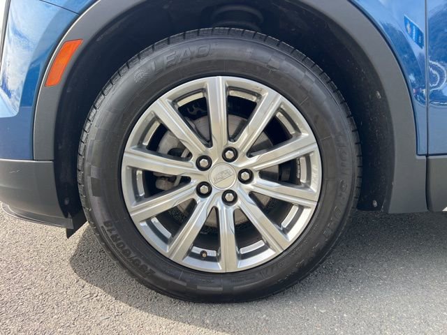 Used 2019 Cadillac XT4 Premium Luxury w/ Cold Weather Package image 11