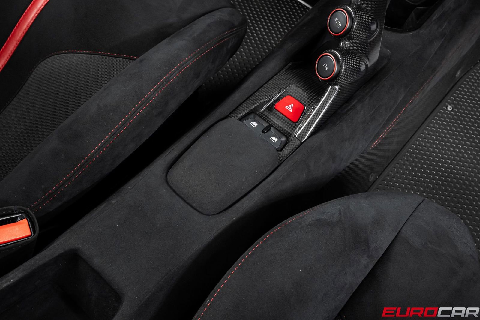 Used 2020 Ferrari 488 Pista *HUGE CARBON INTERIOR OPTIONS image 36