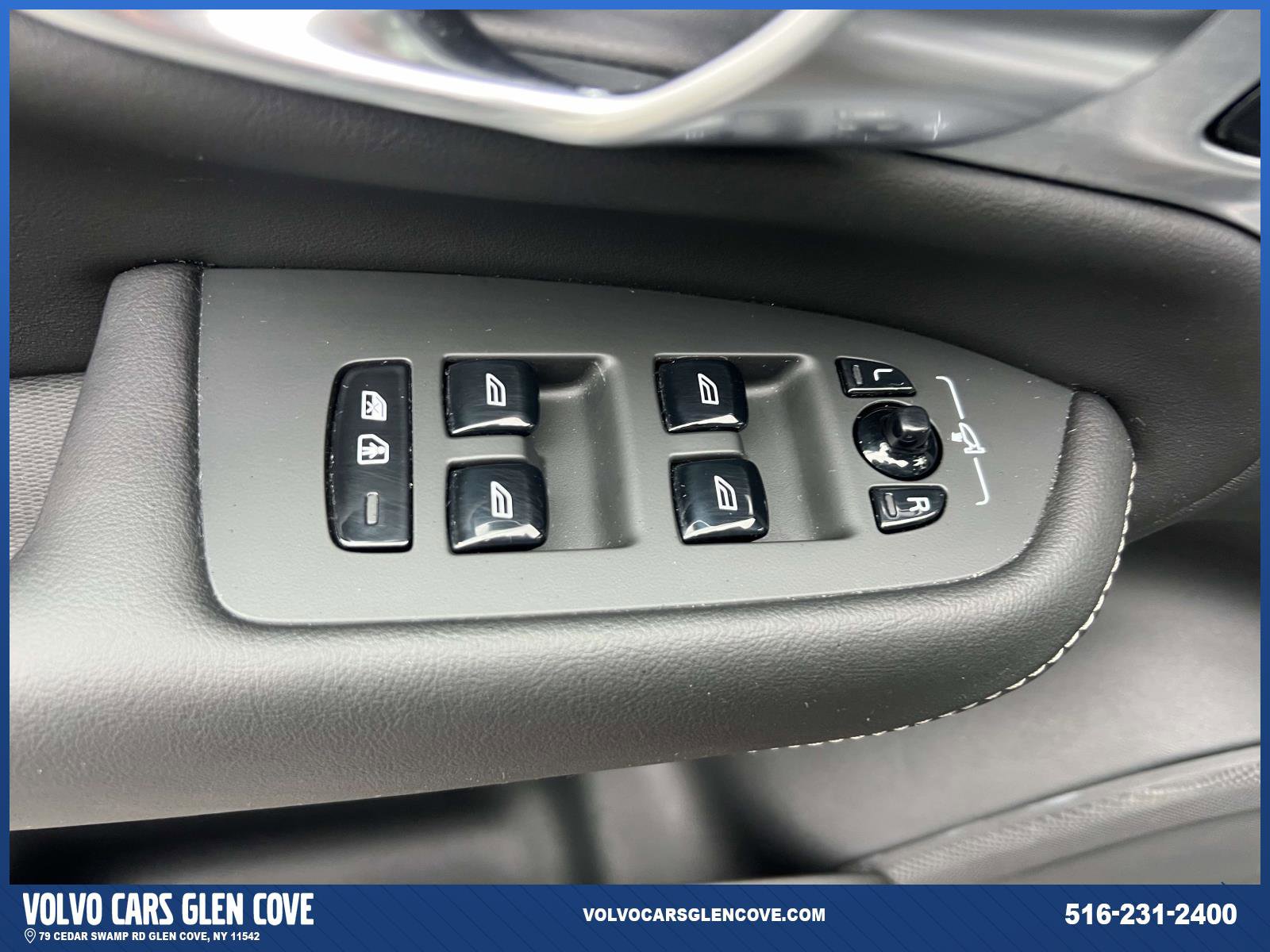 Used 2023 Volvo XC90 T8 Ultimate image 16