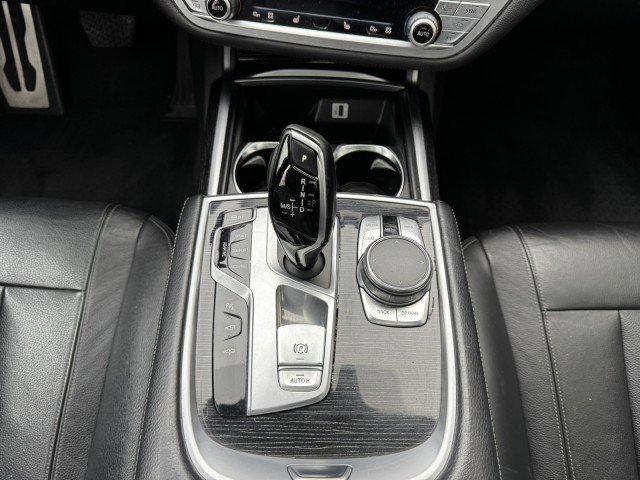 Used 2017 BMW 740i RWD image 20