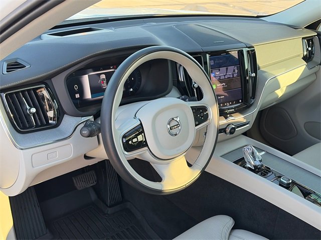 Used 2025 Volvo XC60 B5 Ultra w/ Protection Package Premier image 19