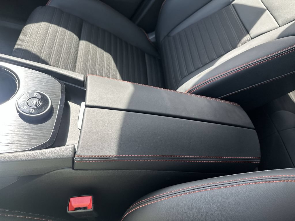 New 2026 Nissan Rogue SV AWD/4WD image 21