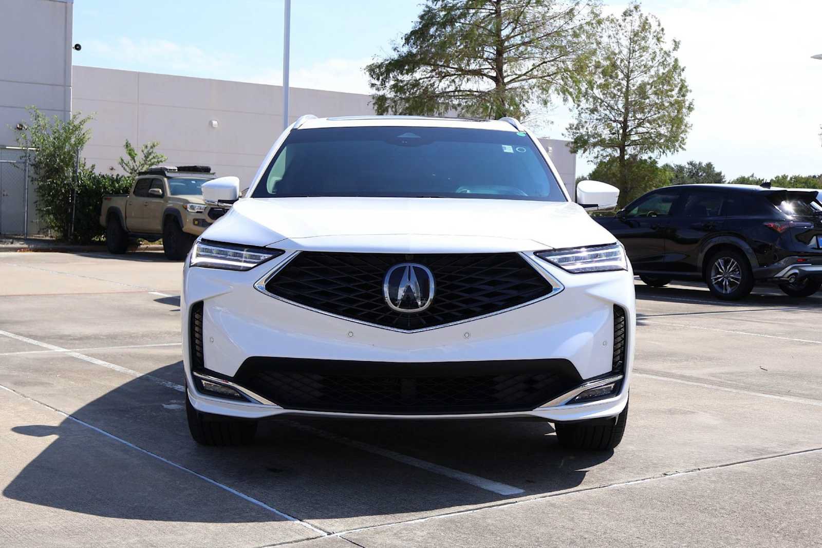 Certified 2026 Acura MDX w/ Advance Package AWD/4WD image 6