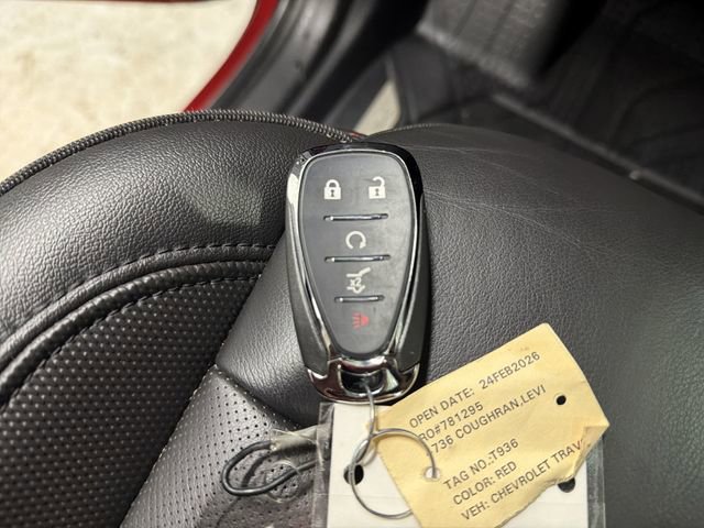 Used 2023 Chevrolet Traverse RS image 34