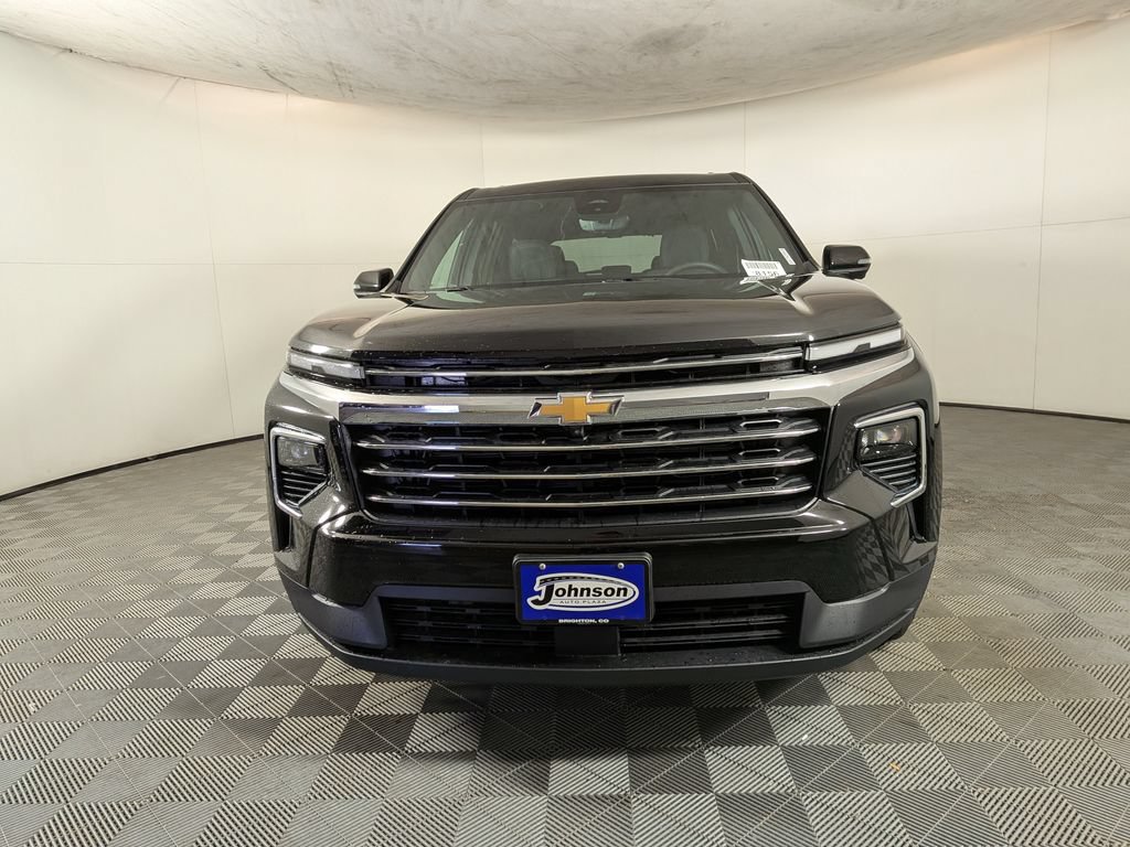 New 2026 Chevrolet Traverse LT w/ Driver Confidence Package AWD/4WD image 2