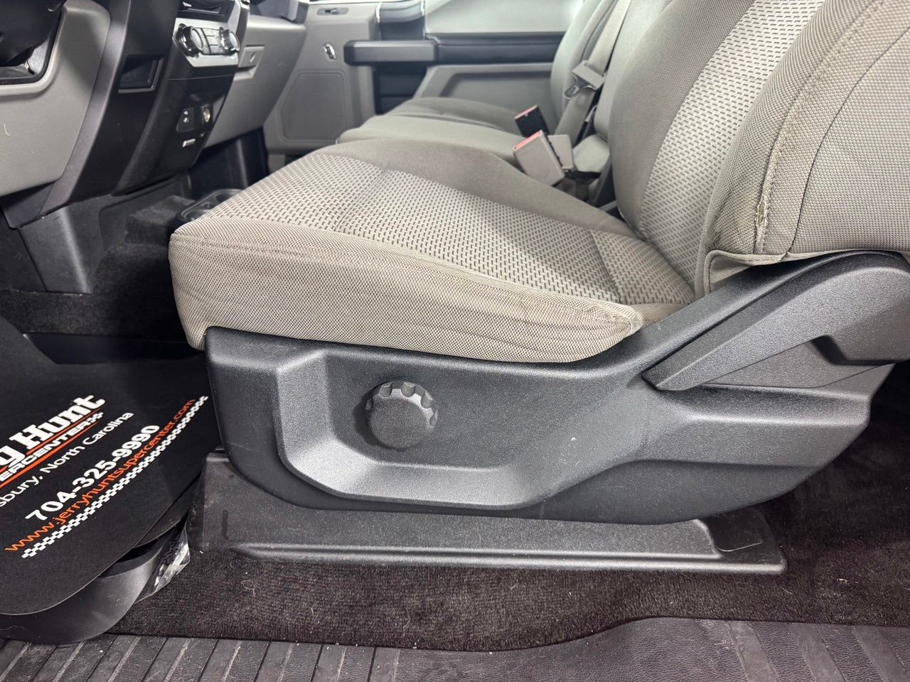 Used 2016 Ford F150 XLT RWD image 12