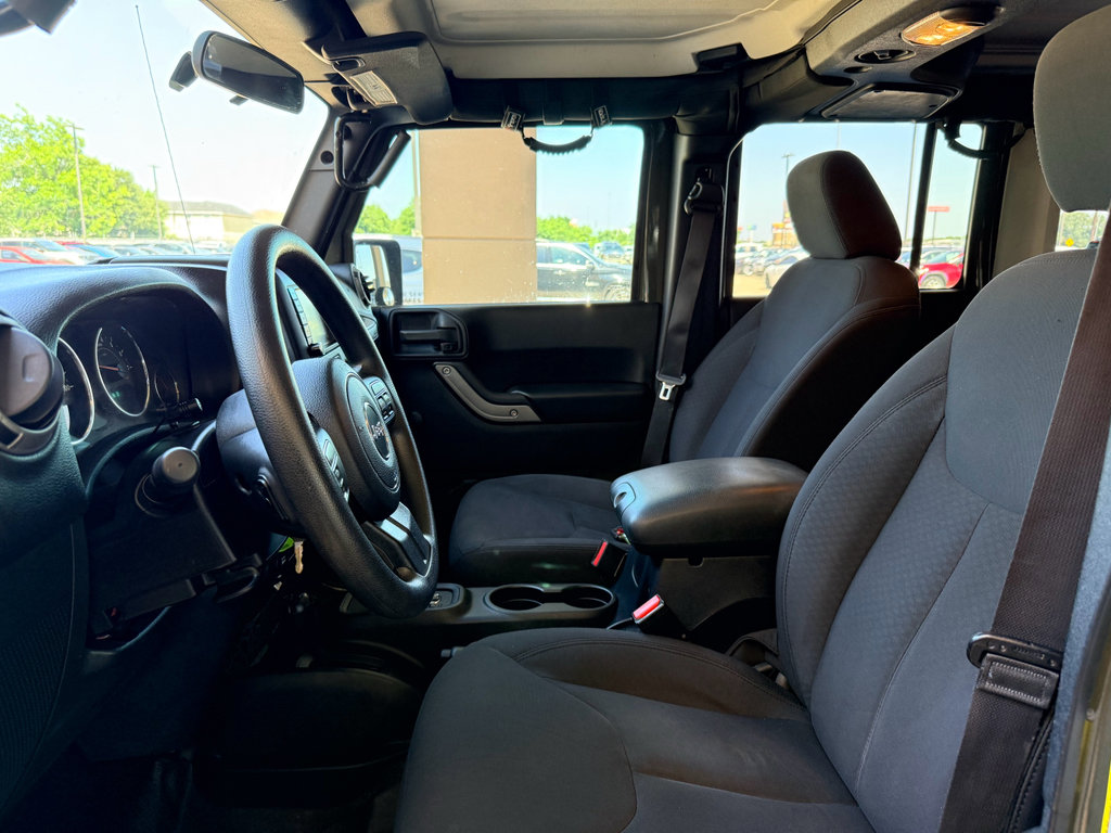 Used 2015 Jeep Wrangler Unlimited Sport AWD/4WD image 10