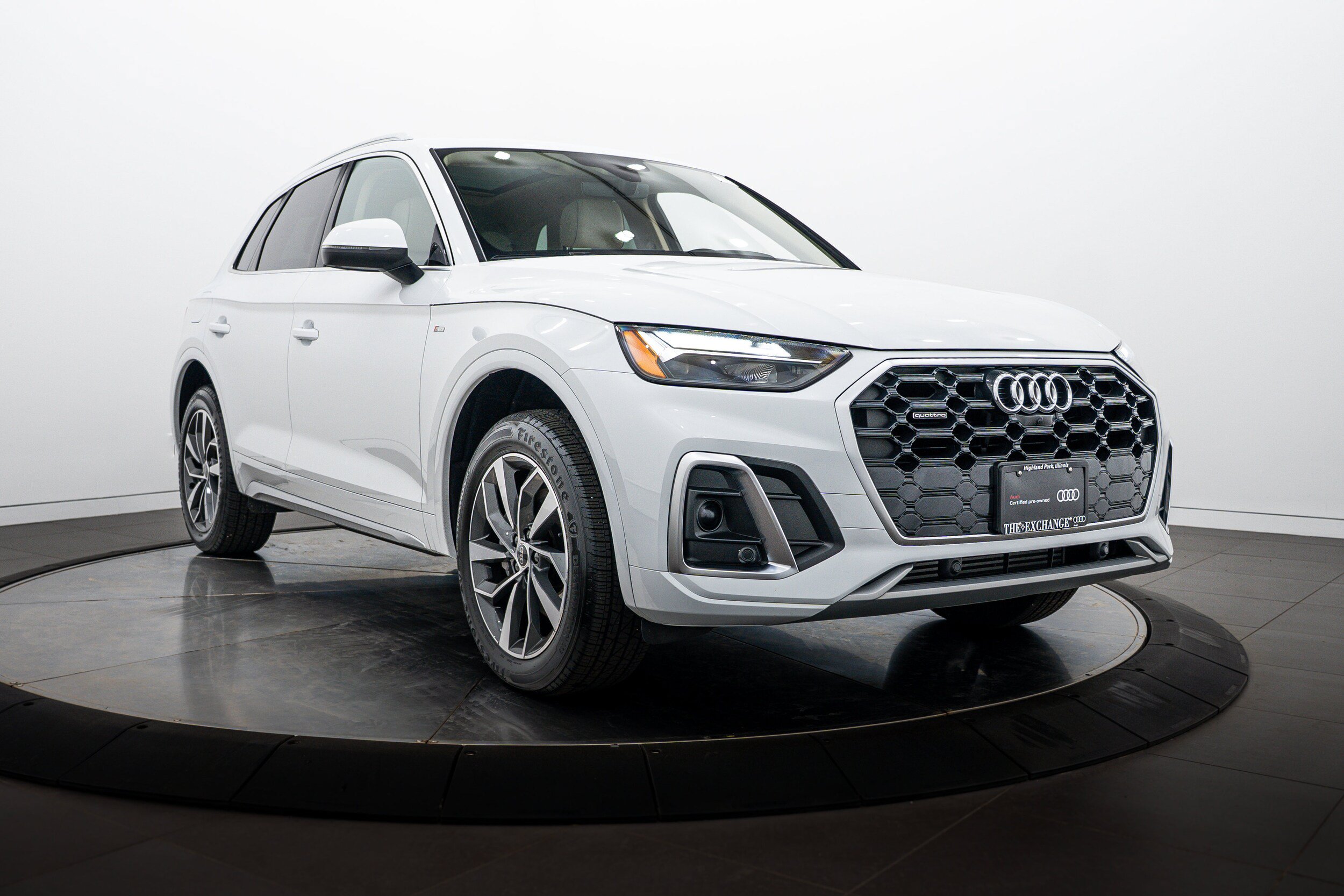 Certified 2024 Audi Q5 2.0T Premium Plus AWD/4WD image 2