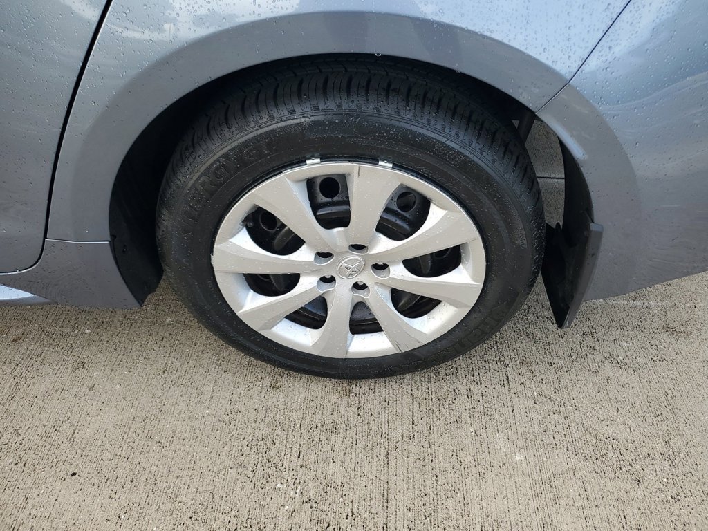 Used 2024 Toyota Corolla LE FWD image 11
