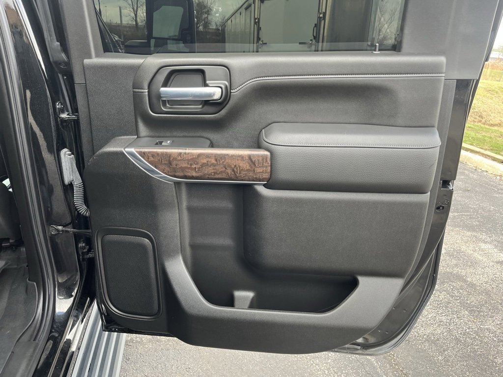 Certified 2021 GMC Sierra 3500 Denali w/ Denali Ultimate Package image 31