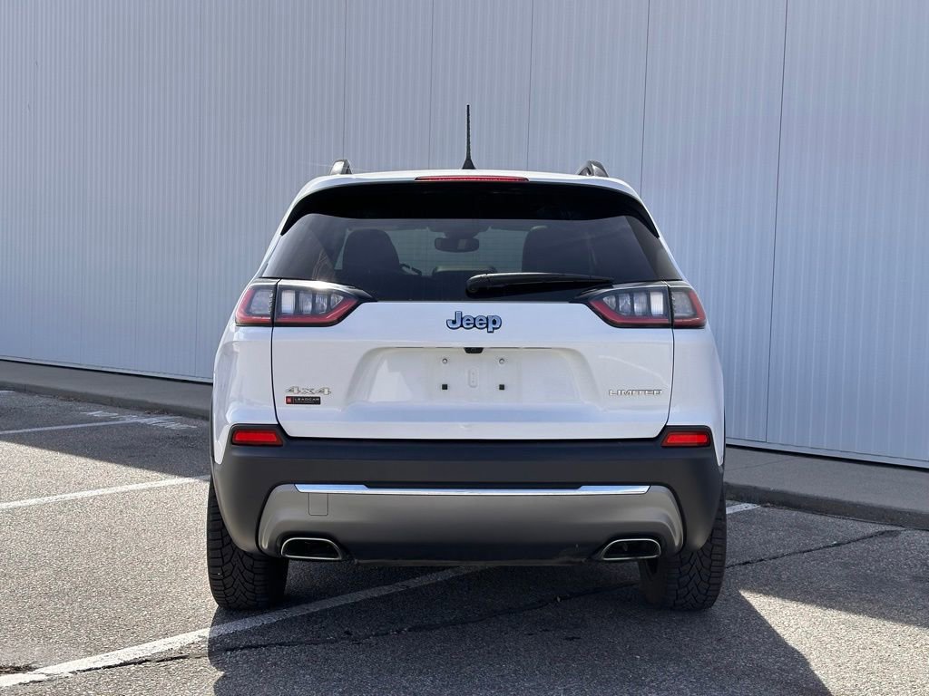 Used 2022 Jeep Cherokee Limited w/ Mopar Interior Package AWD/4WD image 4