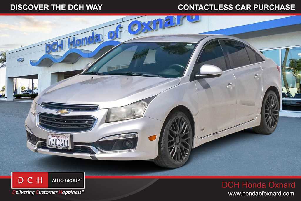 Used 2015 Chevrolet Cruze LT FWD image 1