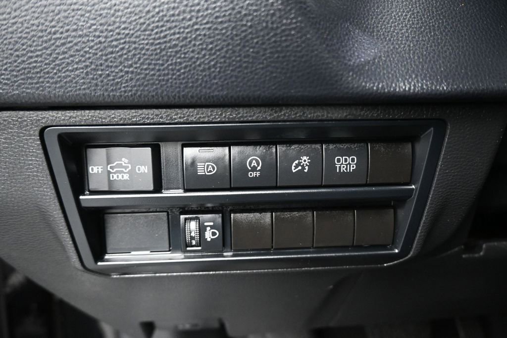Used 2023 Toyota Tundra SR w/ SR Tow Package AWD/4WD image 29