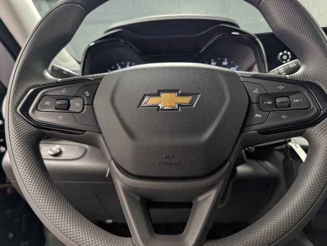 New 2026 Chevrolet Trax LS w/ LS Convenience Package FWD image 17