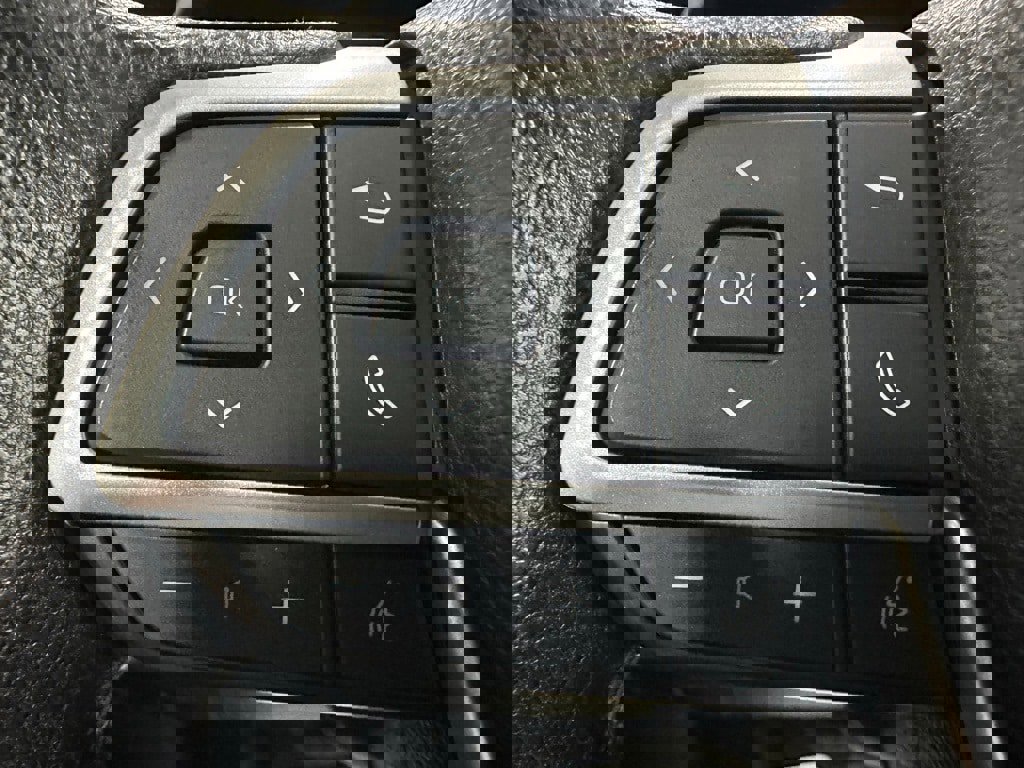 Used 2025 Toyota Grand Highlander AWD image 19