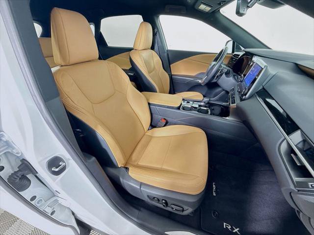 Certified 2025 Lexus RX 350 FWD w/ Technology Package image 29