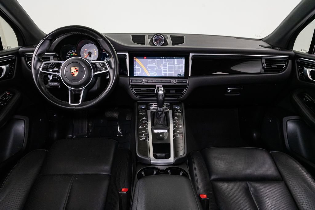 Used 2020 Porsche Macan S image 30