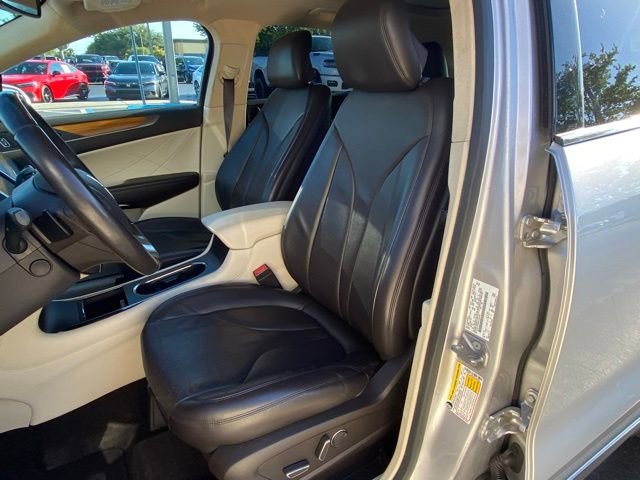 Used 2016 Lincoln MKC Reserve w/ Lincoln MKC Climate Package AWD/4WD image 15