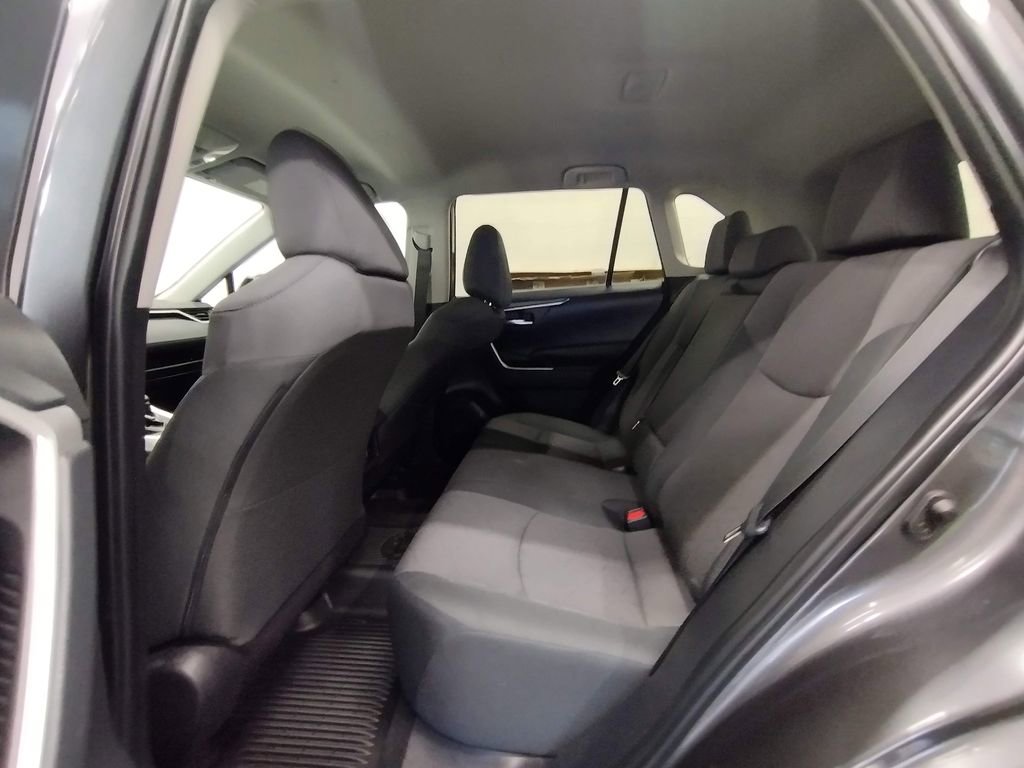 Used 2024 Toyota RAV4 XLE image 31