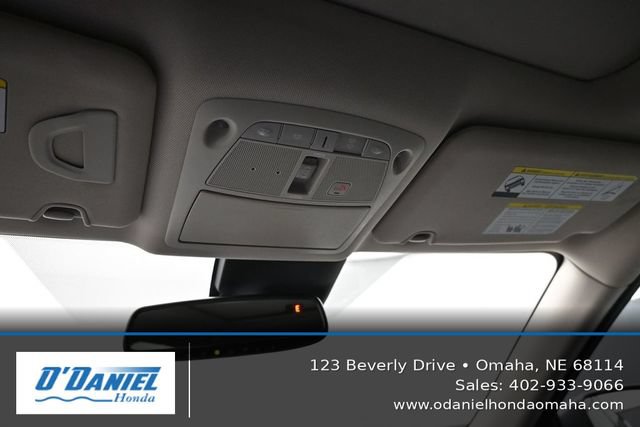 Used 2017 Nissan Rogue SL w/ SL Premium Package AWD/4WD image 30