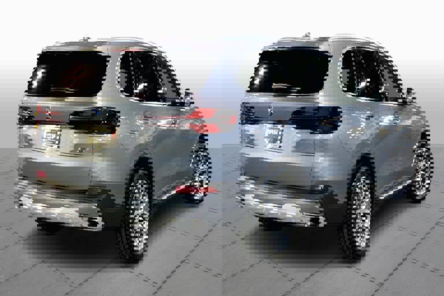 Used 2024 BMW X5 xDrive40i w/ Premium Package image 13