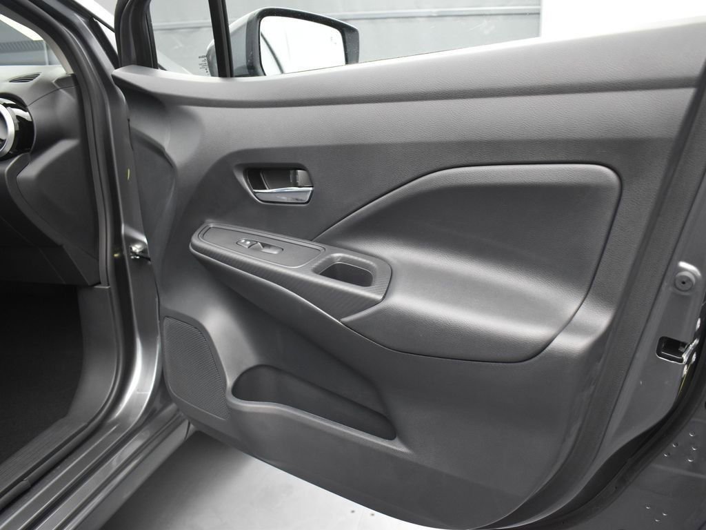 New 2025 Nissan Versa SV w/ Trunk Package image 25
