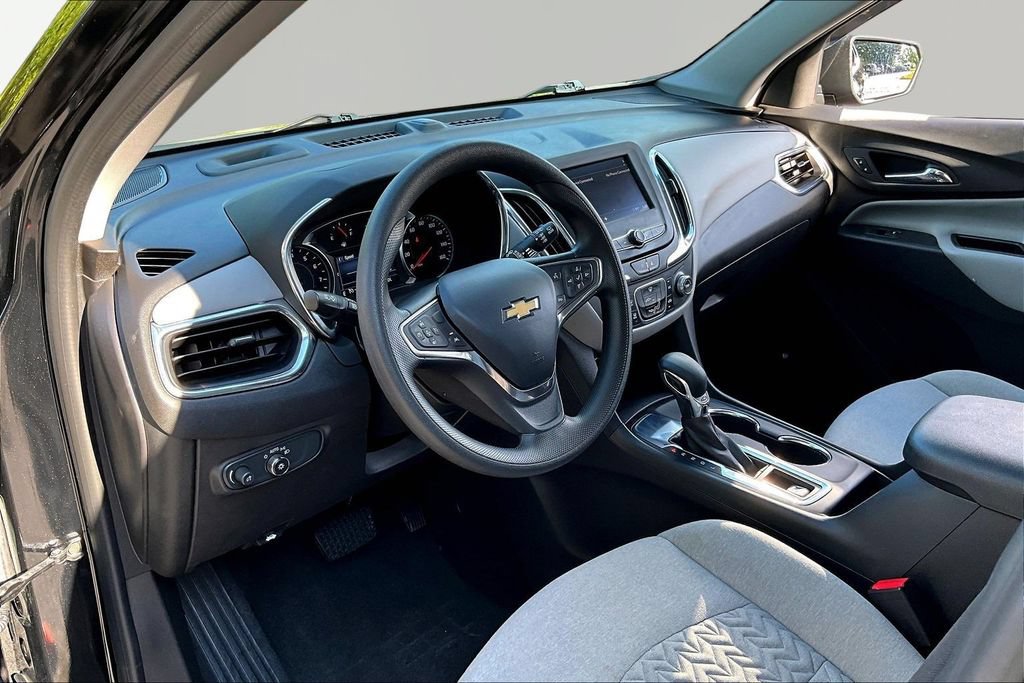 Used 2024 Chevrolet Equinox LS w/ LS Convenience Package FWD image 12