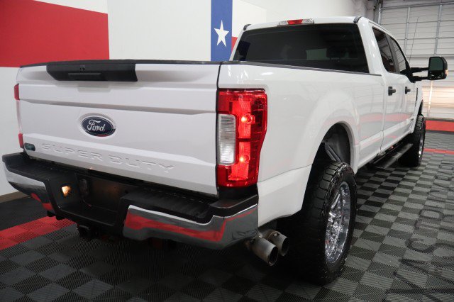 Used 2018 Ford F250 XL w/ Power Equipment Group AWD/4WD image 19