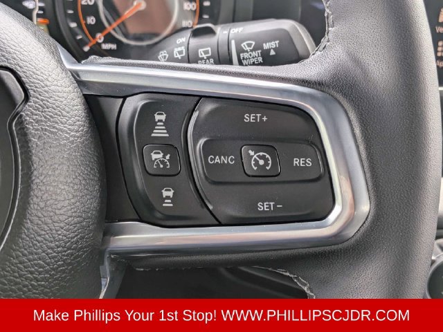 Certified 2026 Jeep Wrangler Unlimited Sahara AWD/4WD image 25