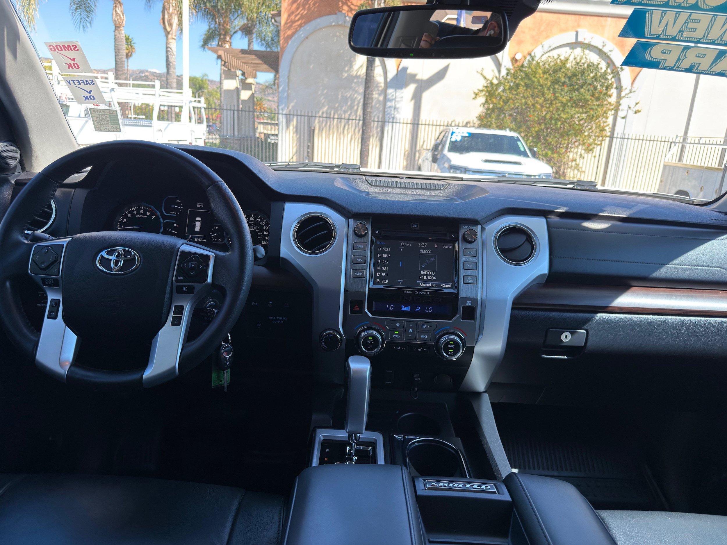 Used 2018 Toyota Tundra Limited w/ Limited Premium Package AWD/4WD image 19