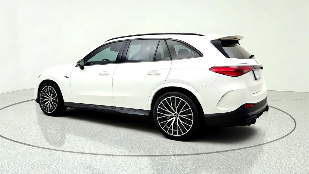 Used 2024 Mercedes-Benz GLC 43 AMG 4MATIC image 7