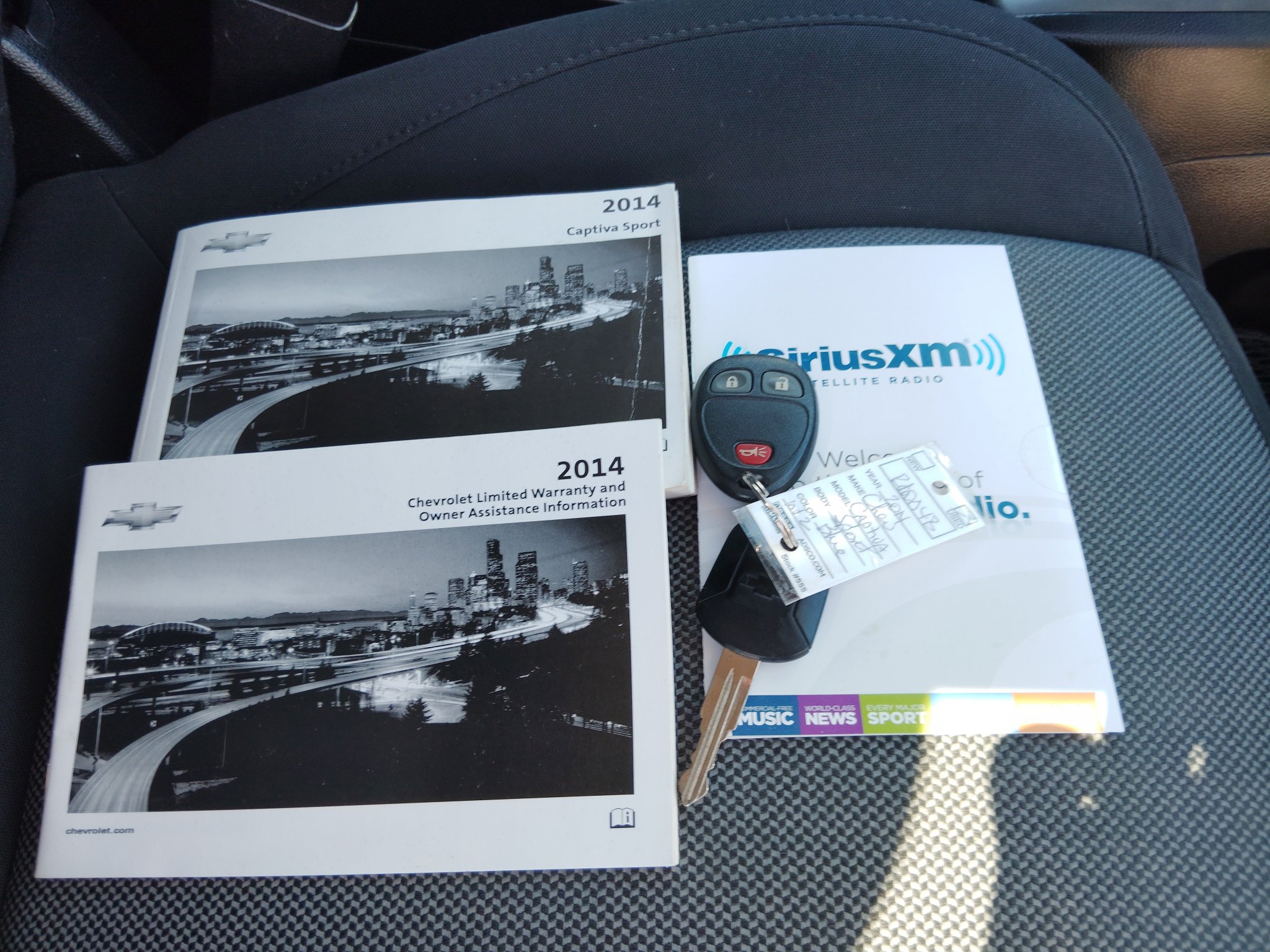Used 2014 Chevrolet Captiva Sport LS FWD image 31