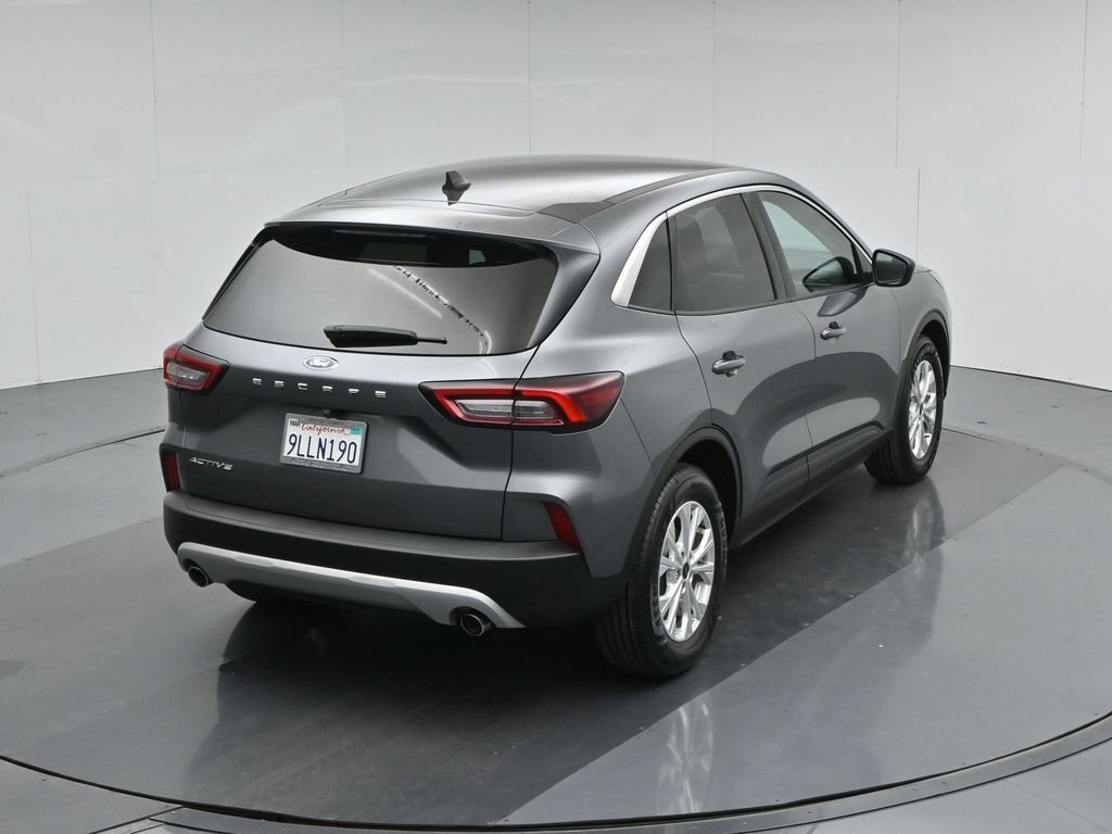 Used 2024 Ford Escape Active FWD image 39