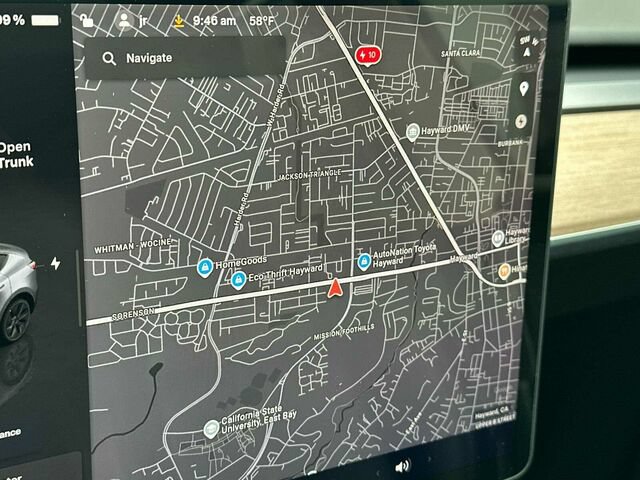 Used 2025 Tesla Model Y Long Range RWD image 23