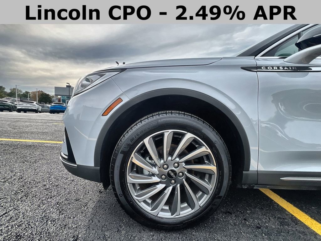 Used 2025 Lincoln Corsair Reserve w/ Rear Removable Package Tray image 25